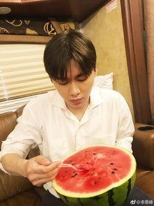 娱乐圈吃瓜李易峰图片,娱乐圈幕后真相大揭秘