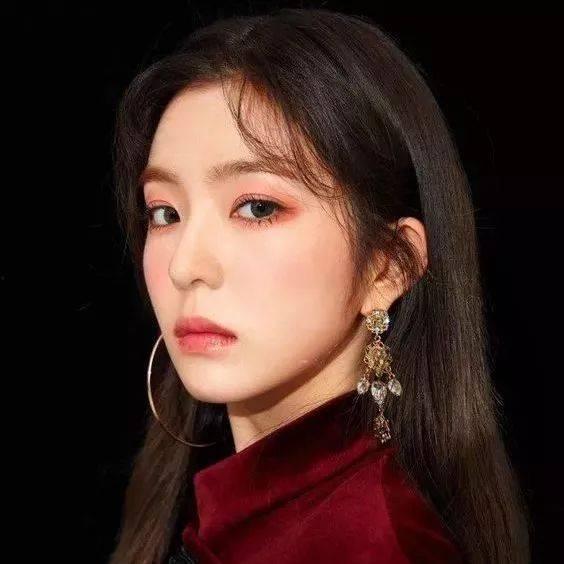 娱乐吃瓜酱腮红,揭秘明星们的时尚秘密武器