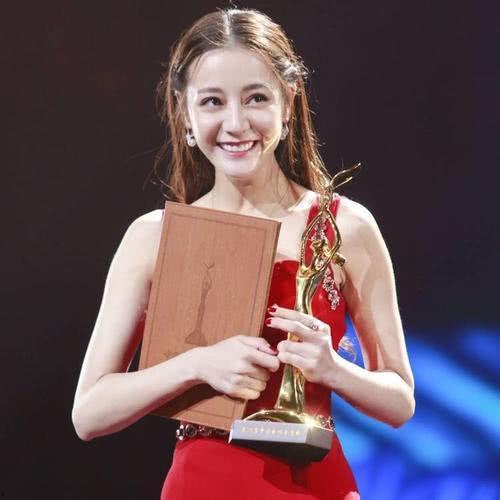 吃瓜娱乐圈 迪丽热巴