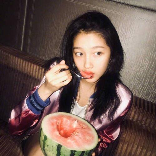 娱乐吃瓜酱关晓彤