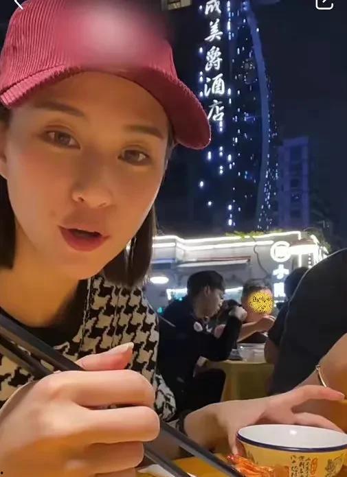 娱乐小葱花明星吃瓜视频,揭秘娱乐圈幕后真相