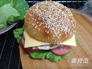 娱乐吃瓜酱汉堡视频,揭秘网红美食背后的故事